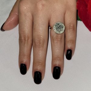 Mia Ring